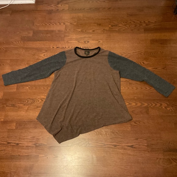 Serena Williams signature statement long sleeve top - Picture 4 of 4